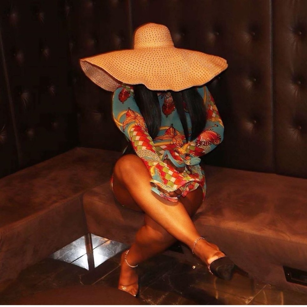 In the shadow oversize hat